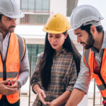 Organización y liderazgo: claves para coordinar equipos de construcción